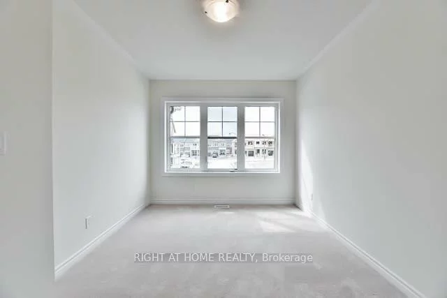 4, Blackpool, Queensville, East Gwillimbury