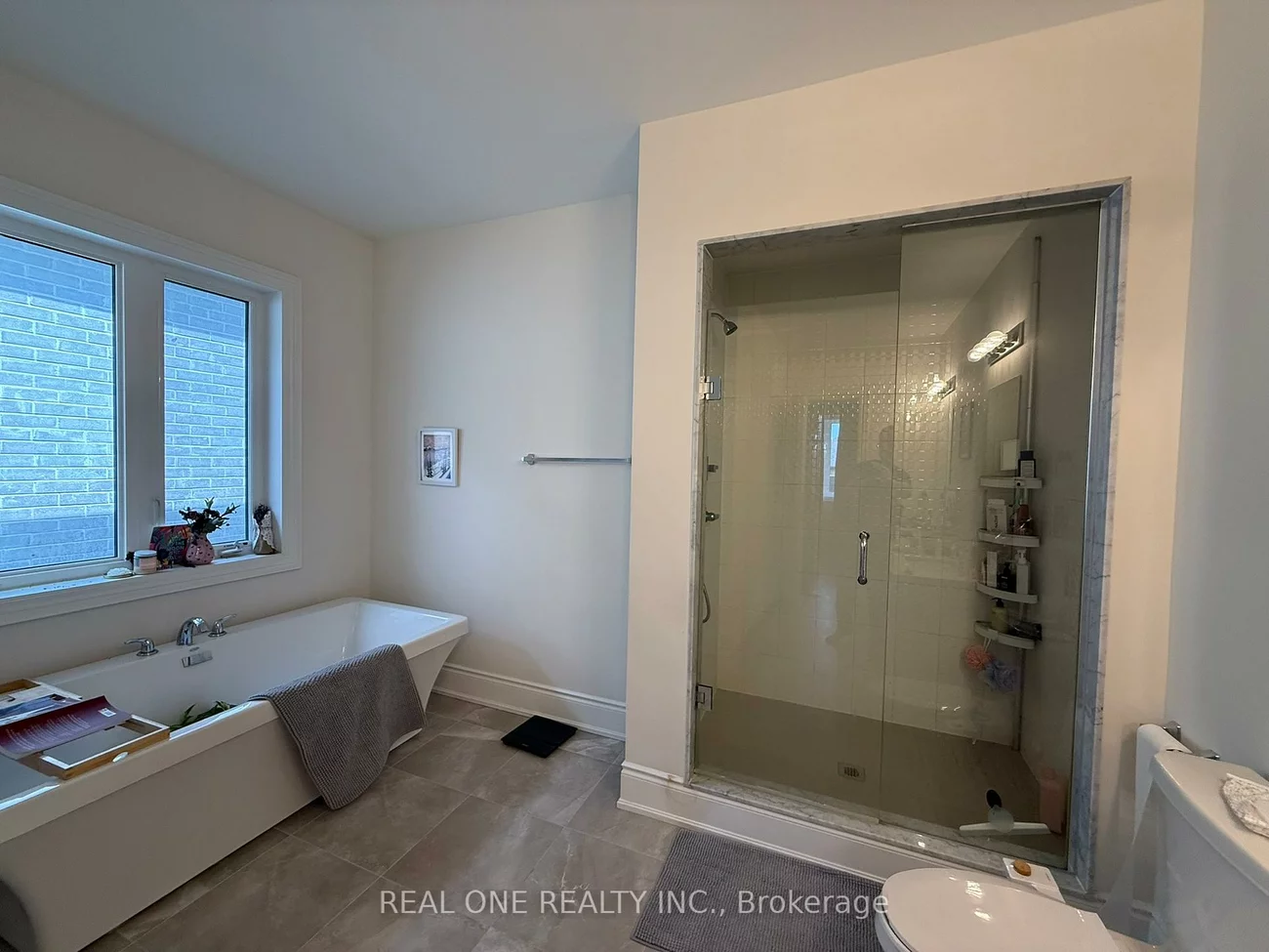 93, SILK TWIST, Holland Landing, East Gwillimbury