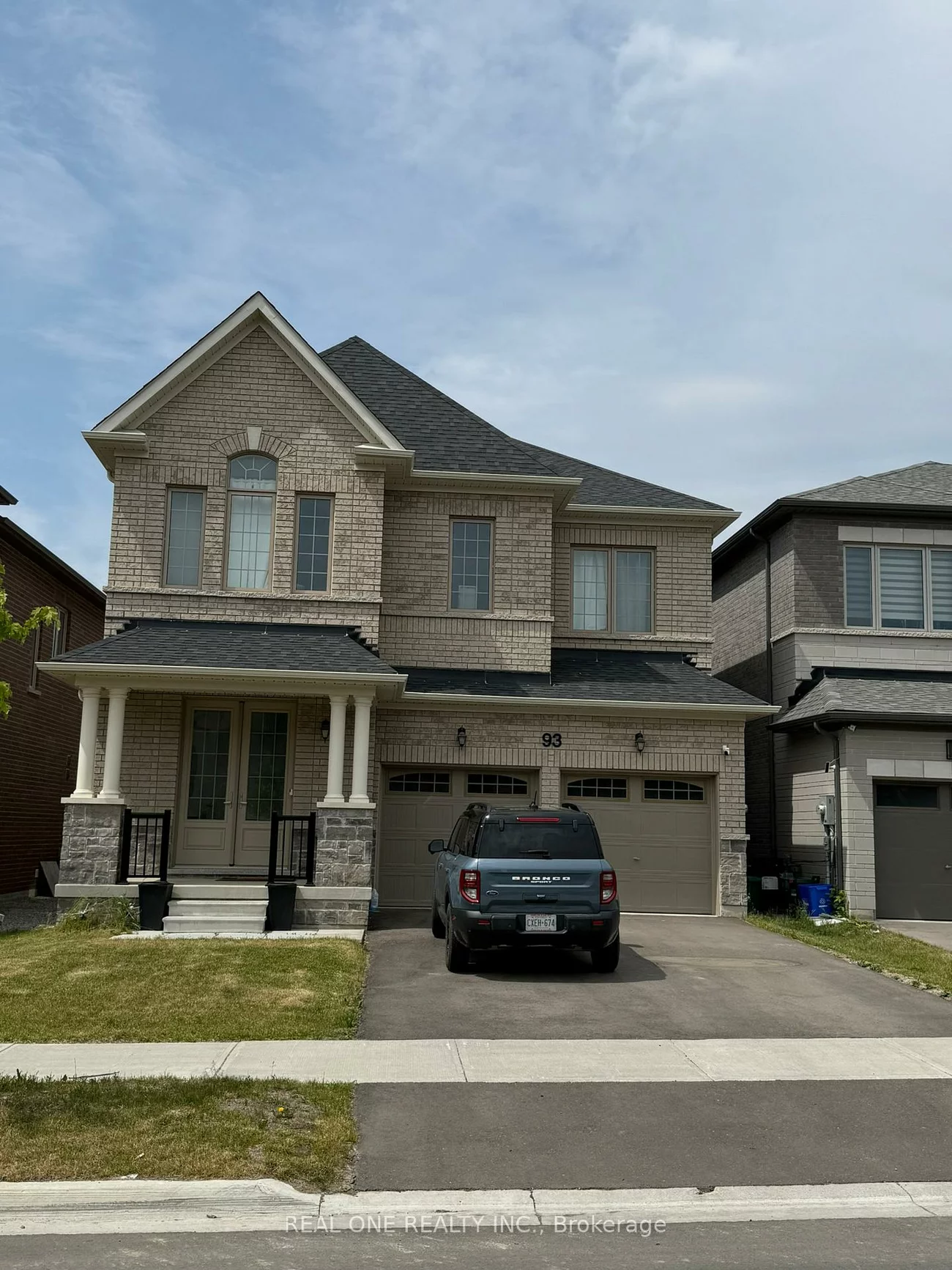 93, SILK TWIST, Holland Landing, East Gwillimbury