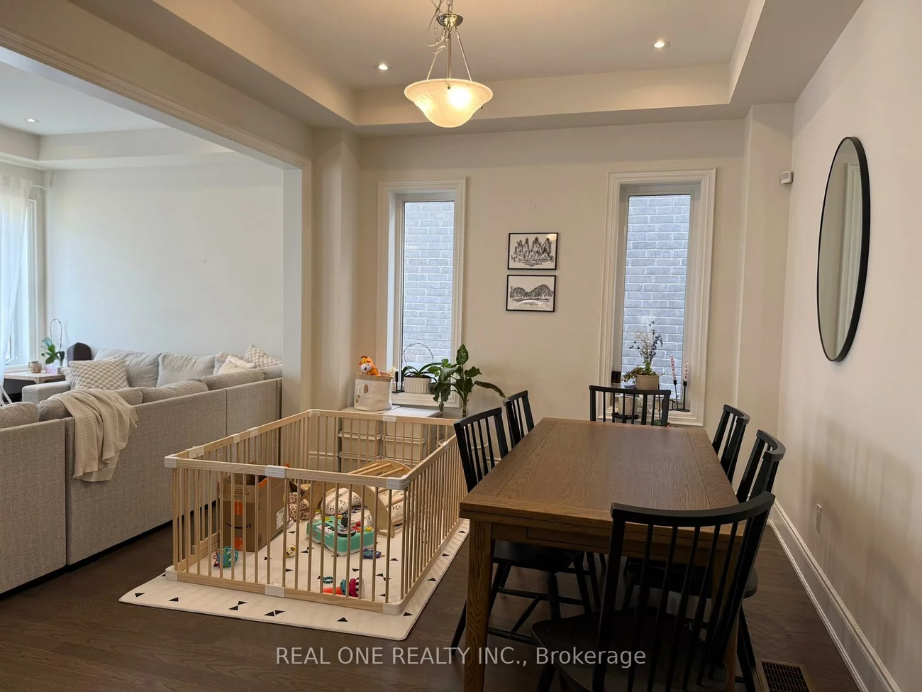 93, SILK TWIST, Holland Landing, East Gwillimbury