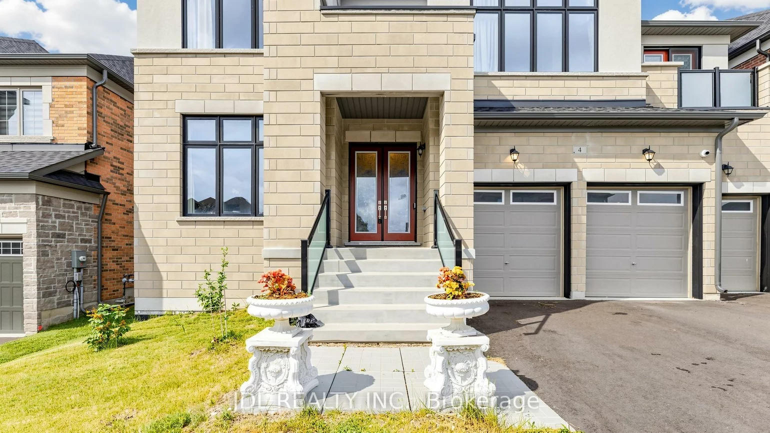 4, Fair Winds, Holland Landing, East Gwillimbury
