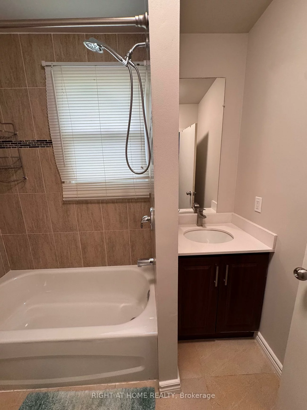 2, Bradford, Holland Landing, East Gwillimbury