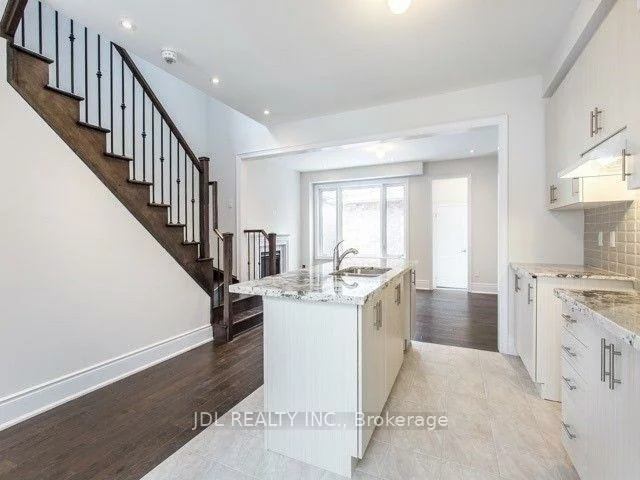 25, Applegate, Sharon, East Gwillimbury