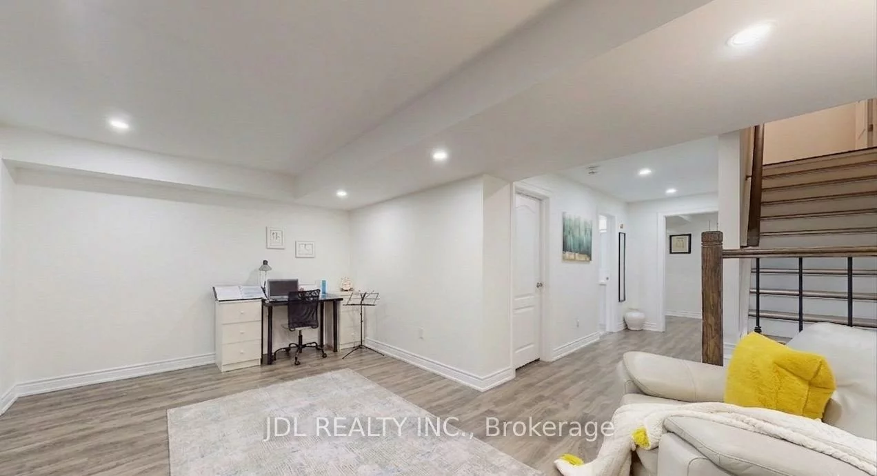 25, Applegate, Sharon, East Gwillimbury