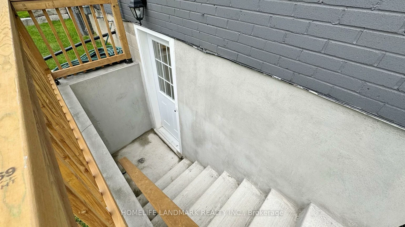 1661, Mount Albert, Sharon, East Gwillimbury