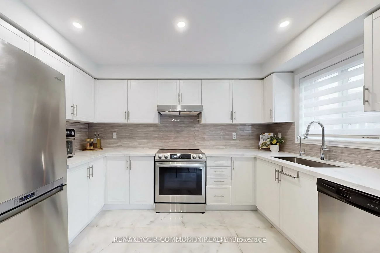 52, Four Seasons, Rural East Gwillimbury, East Gwillimbury