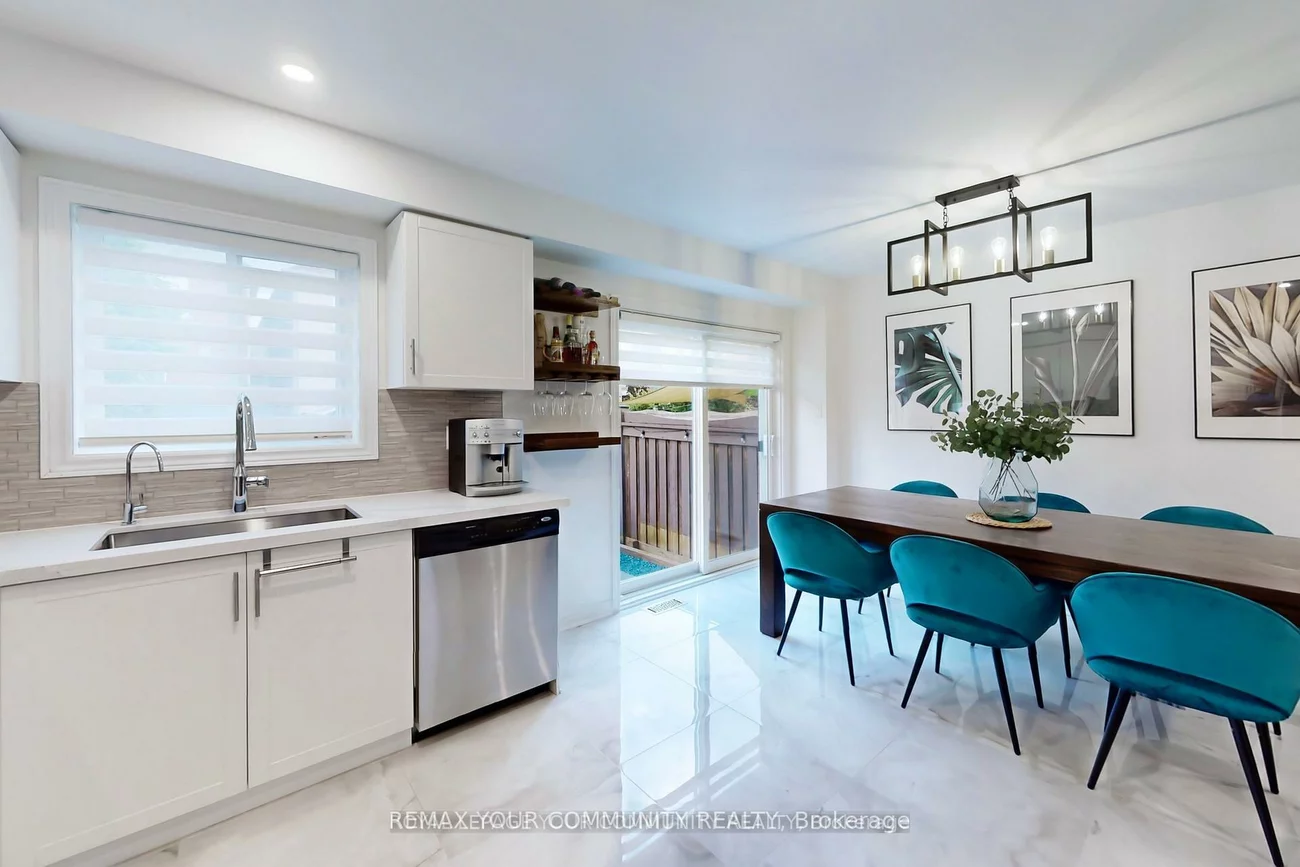 52, Four Seasons, Rural East Gwillimbury, East Gwillimbury