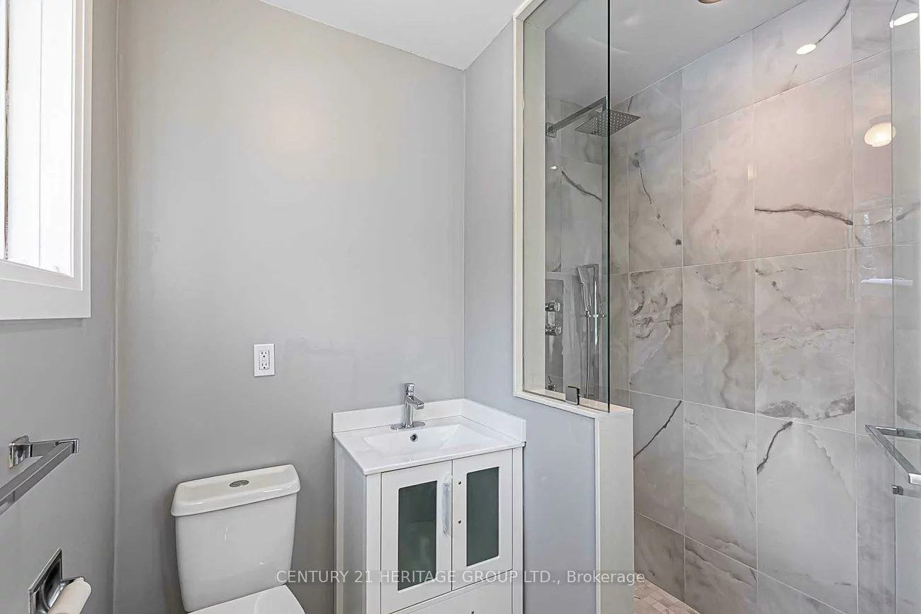 23, Tall Pines, Holland Landing, East Gwillimbury