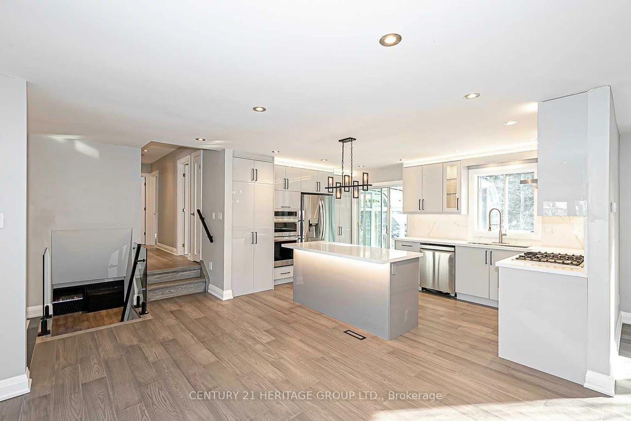 23, Tall Pines, Holland Landing, East Gwillimbury