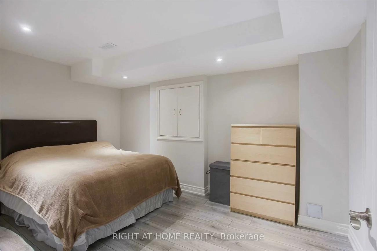 110, Thatcher, Rural East Gwillimbury, East Gwillimbury