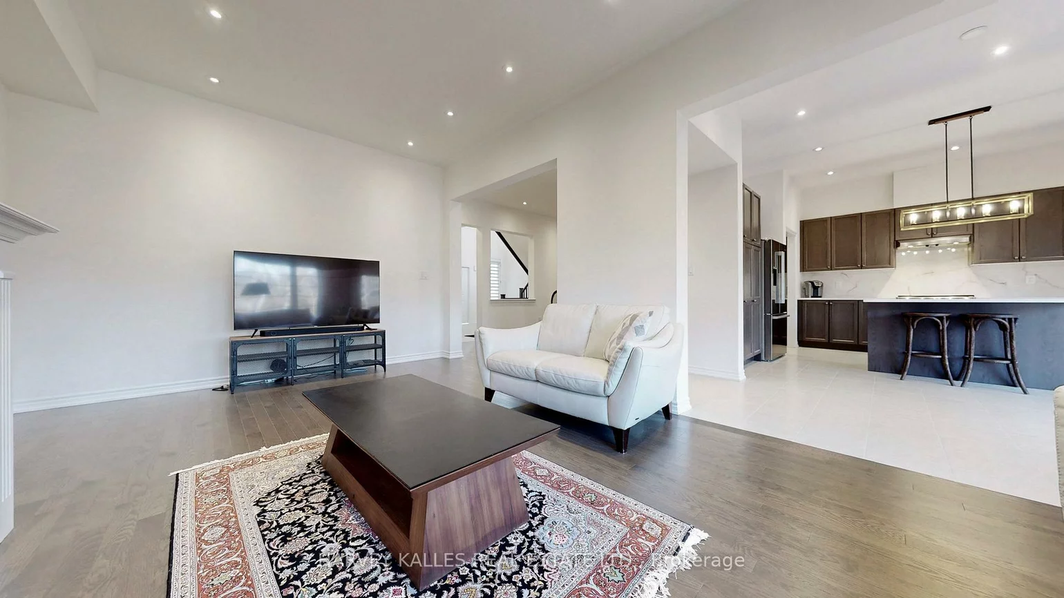 56, Charles White, Sharon, East Gwillimbury