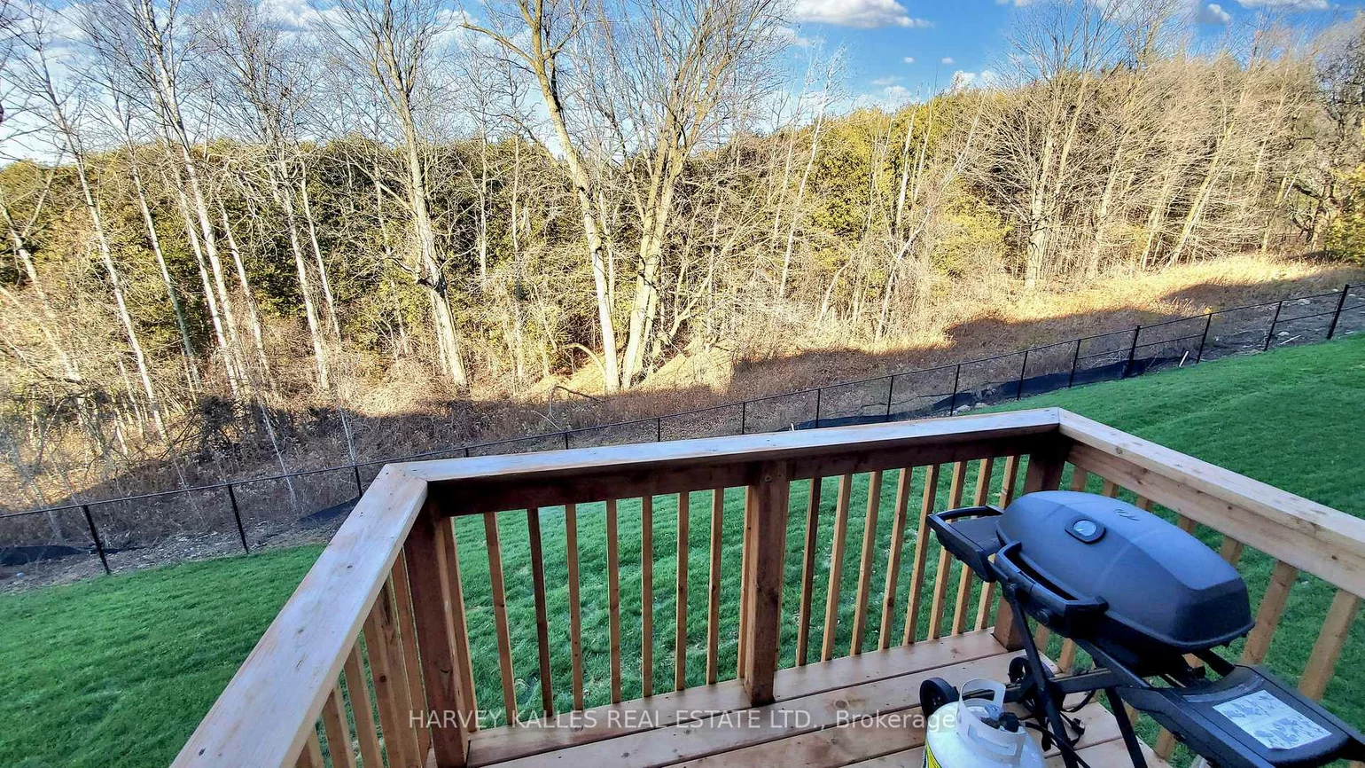 56, Charles White, Sharon, East Gwillimbury