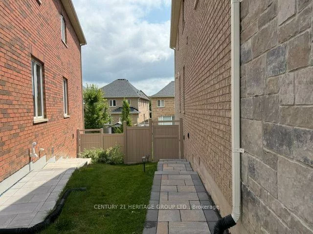 23, Goldeneye, Holland Landing, East Gwillimbury