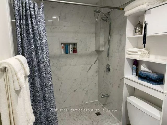 23, Goldeneye, Holland Landing, East Gwillimbury