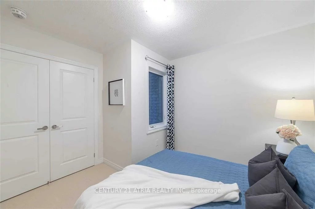 58, Mondial, Queensville, East Gwillimbury