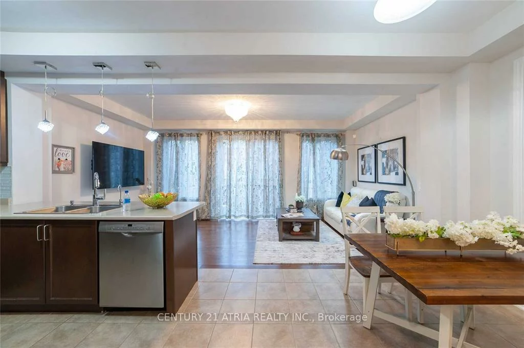 58, Mondial, Queensville, East Gwillimbury