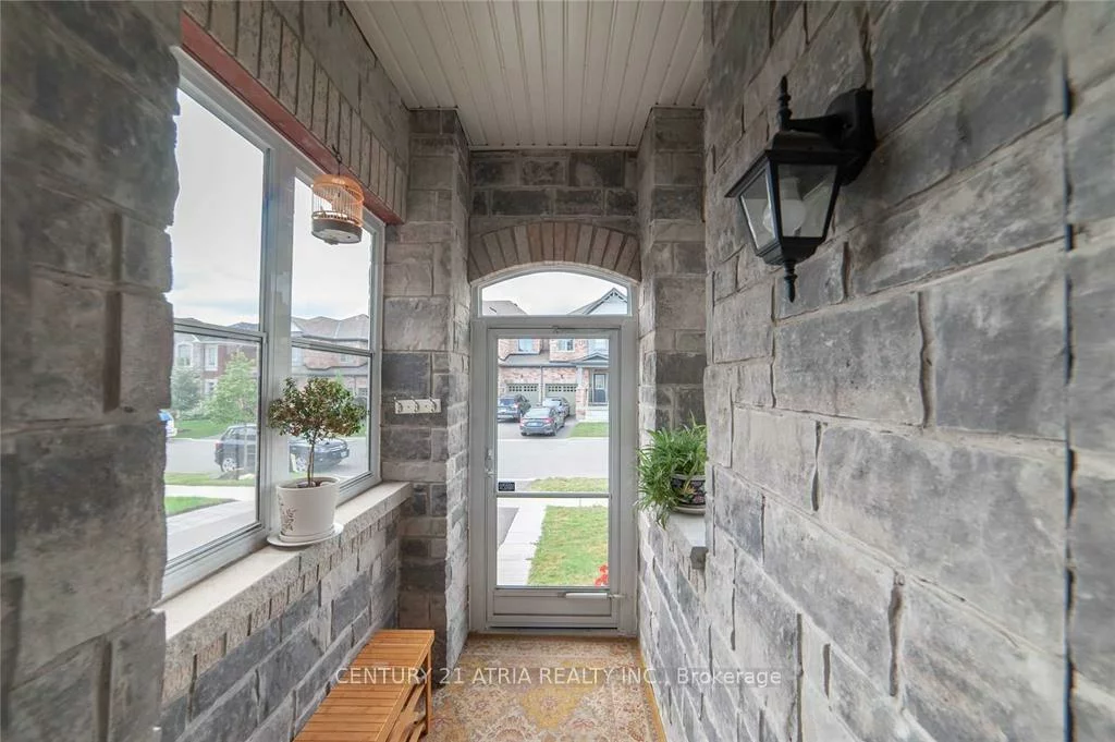 58, Mondial, Queensville, East Gwillimbury