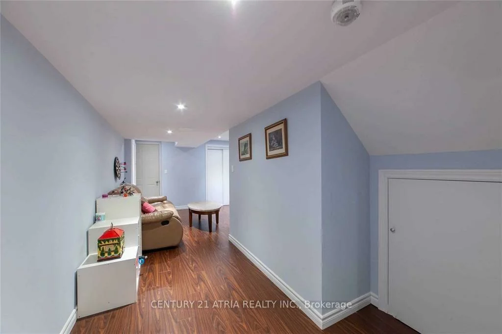 58, Mondial, Queensville, East Gwillimbury