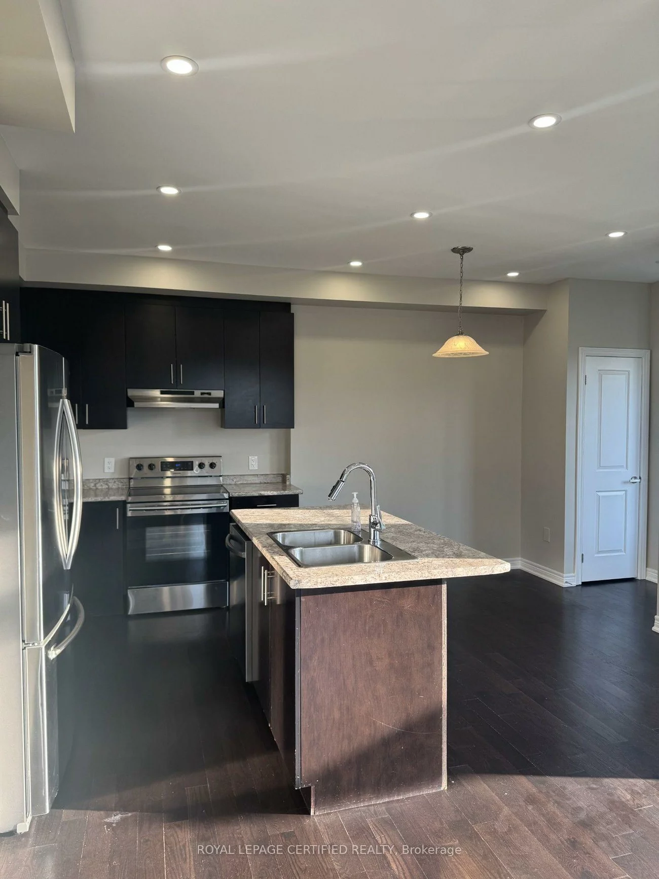 19842, Leslie, Queensville, East Gwillimbury