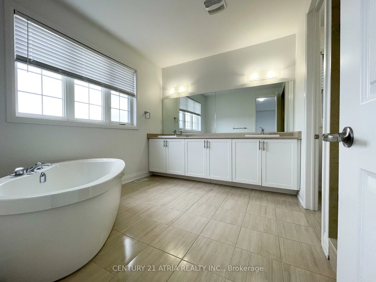 20, Frank Kelly, Holland Landing, East Gwillimbury