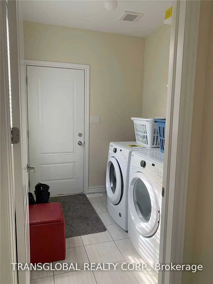 183, Beechborough, Sharon, East Gwillimbury