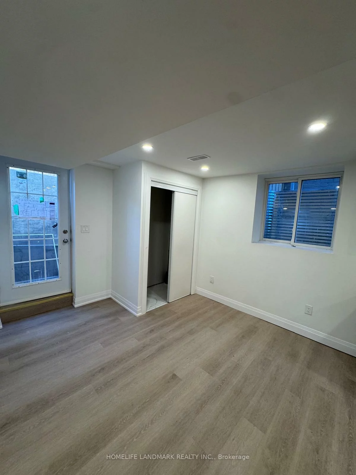 6, Kenneth Ross, Sharon, East Gwillimbury
