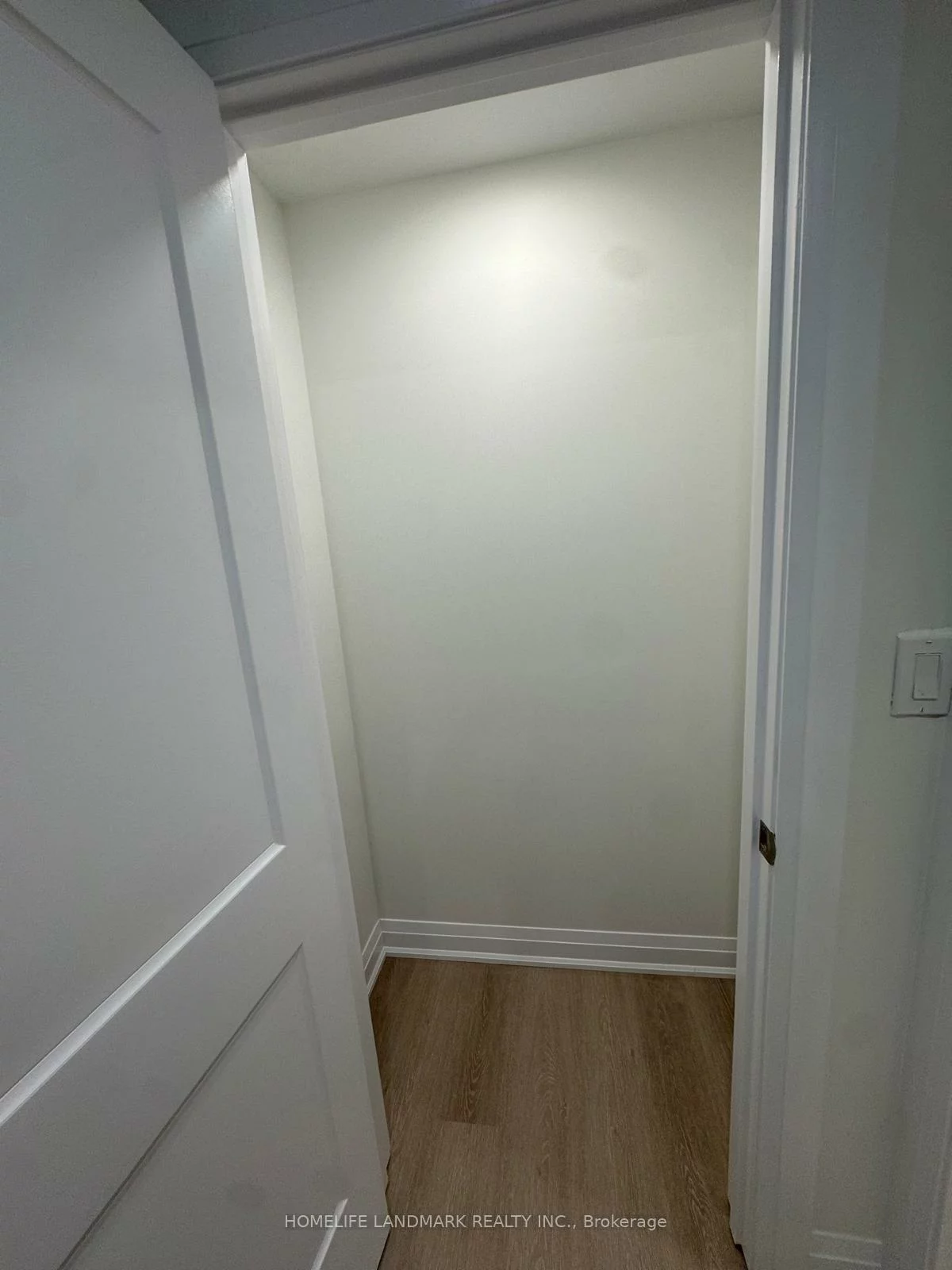 6, Kenneth Ross, Sharon, East Gwillimbury
