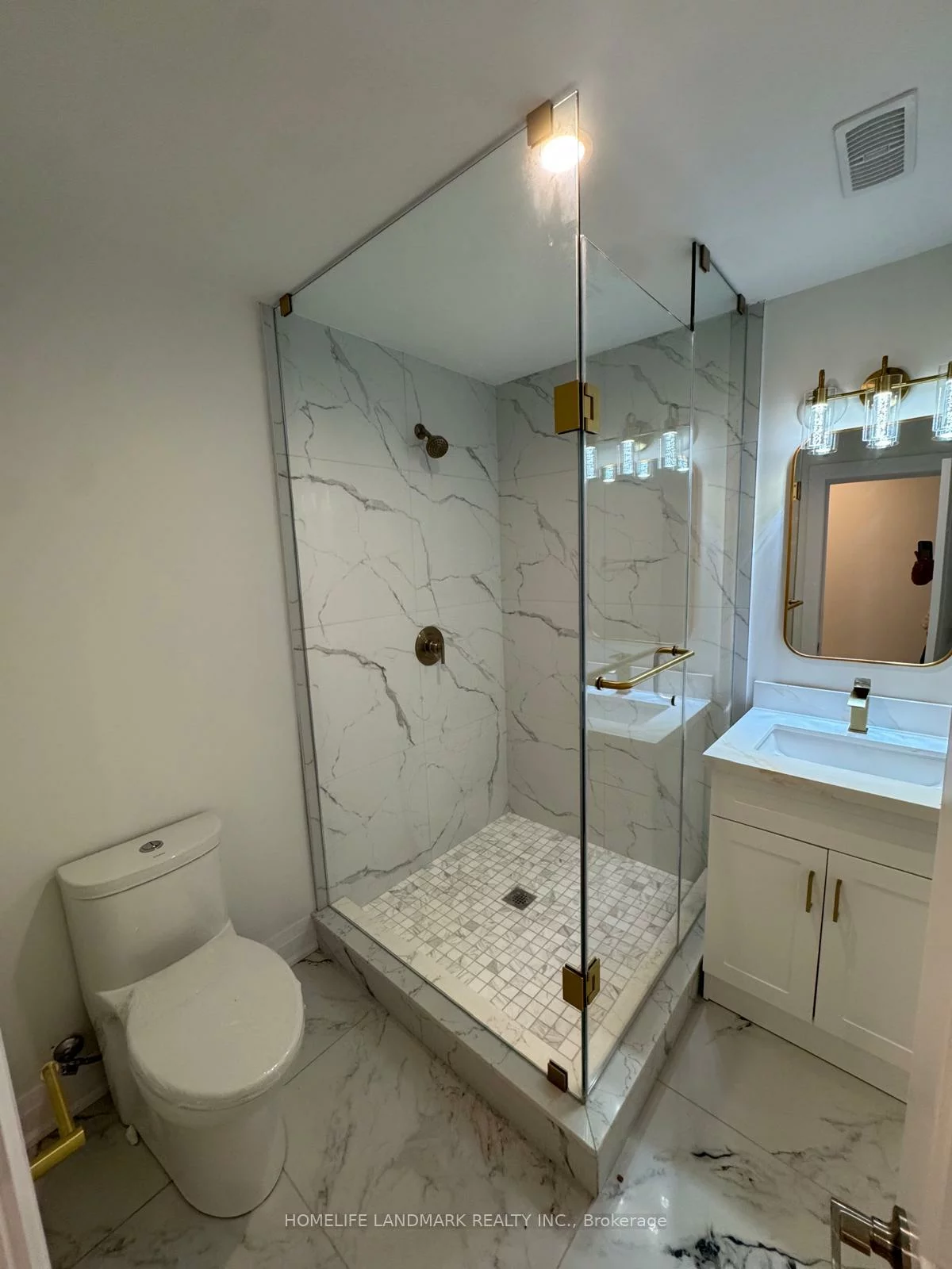 6, Kenneth Ross, Sharon, East Gwillimbury