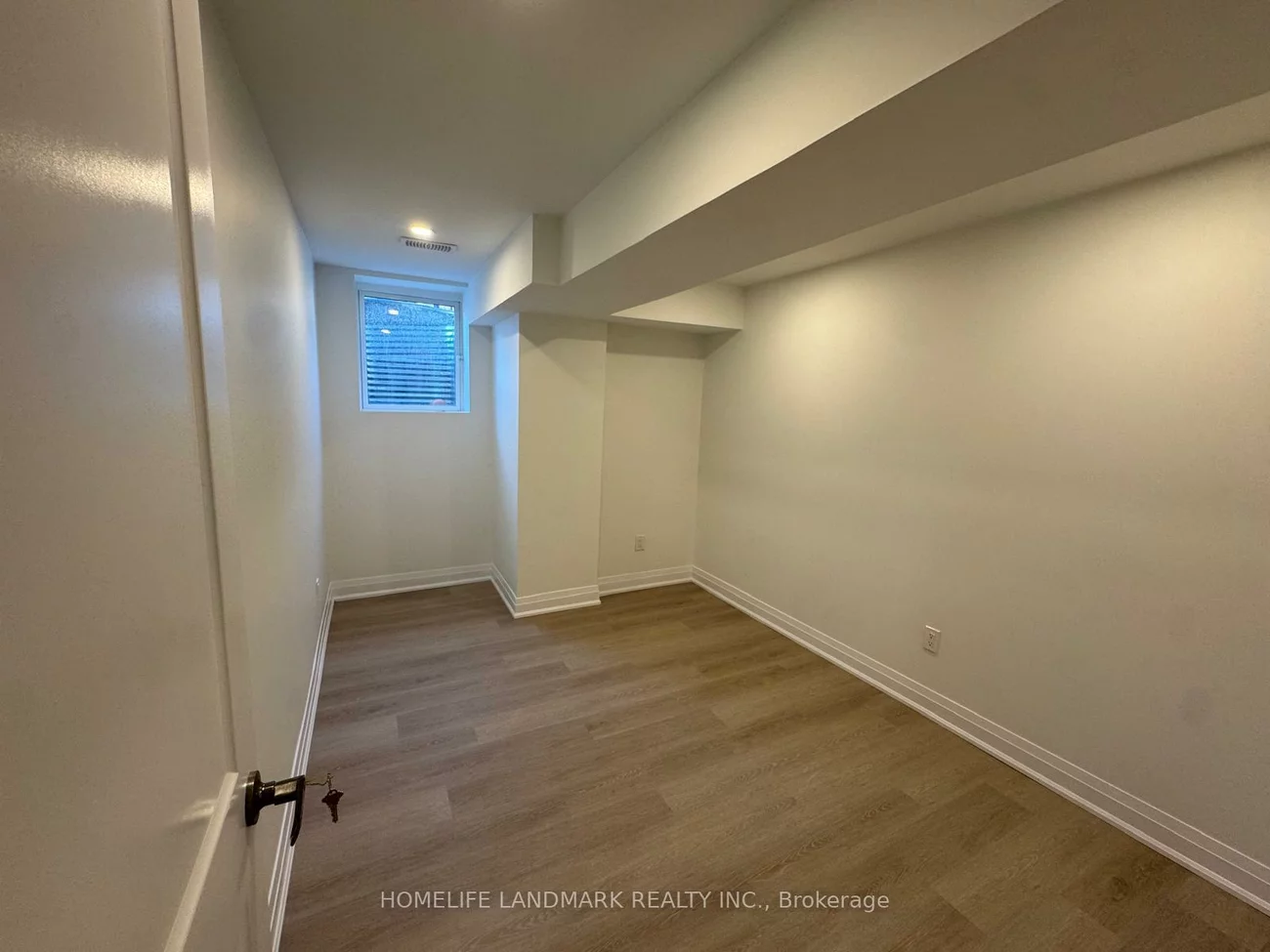 6, Kenneth Ross, Sharon, East Gwillimbury