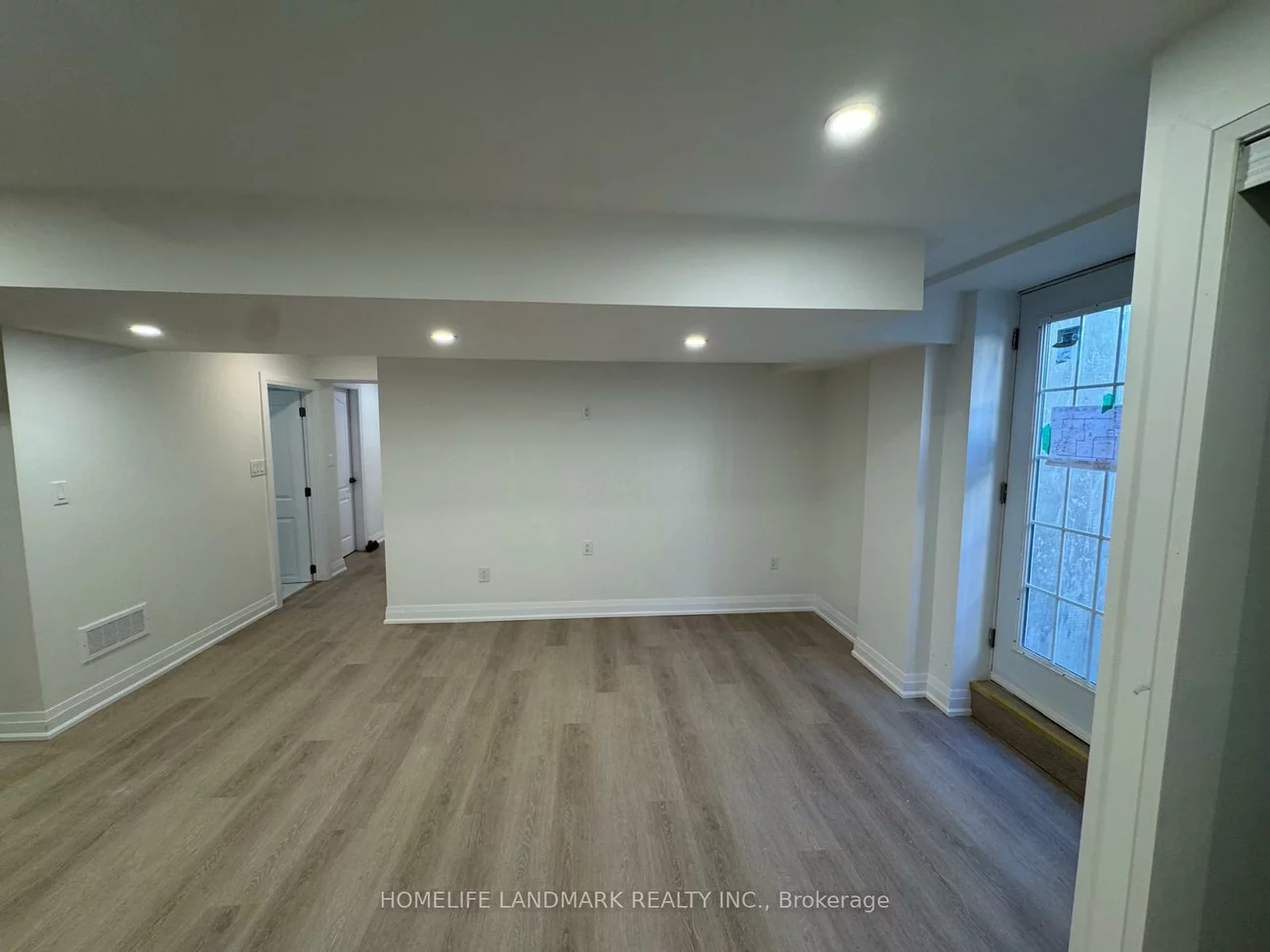 6, Kenneth Ross, Sharon, East Gwillimbury