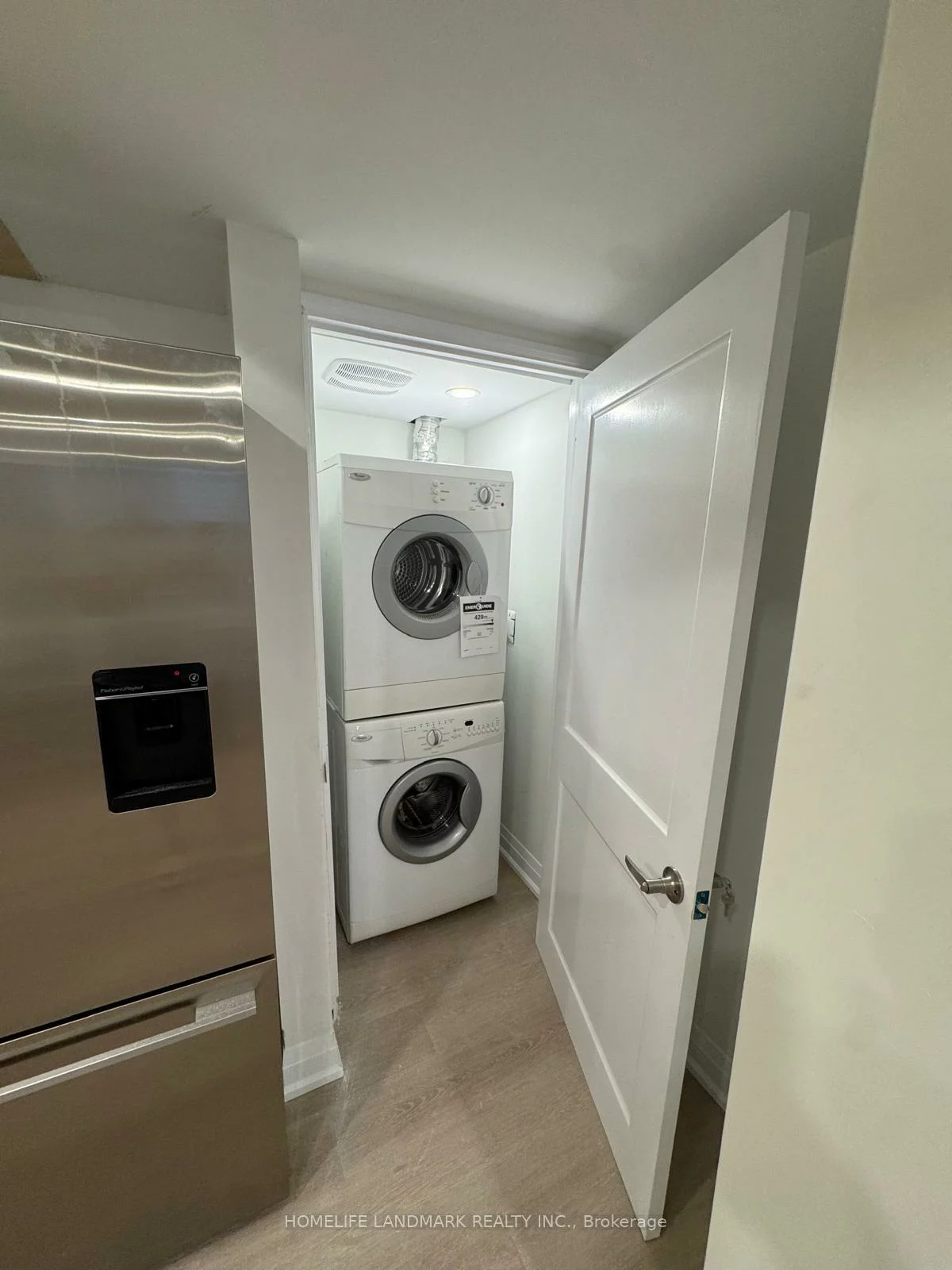 6, Kenneth Ross, Sharon, East Gwillimbury
