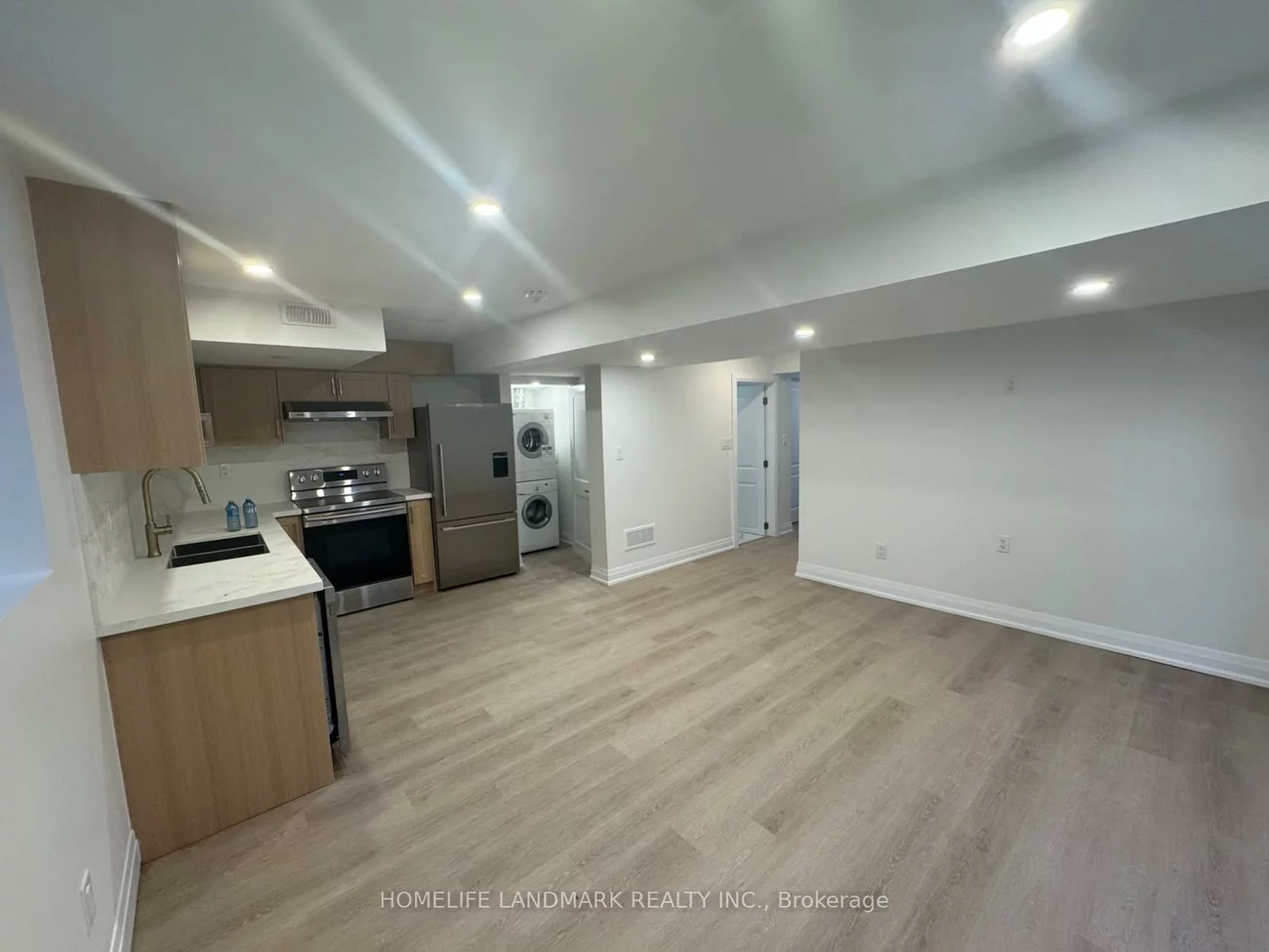 6, Kenneth Ross, Sharon, East Gwillimbury
