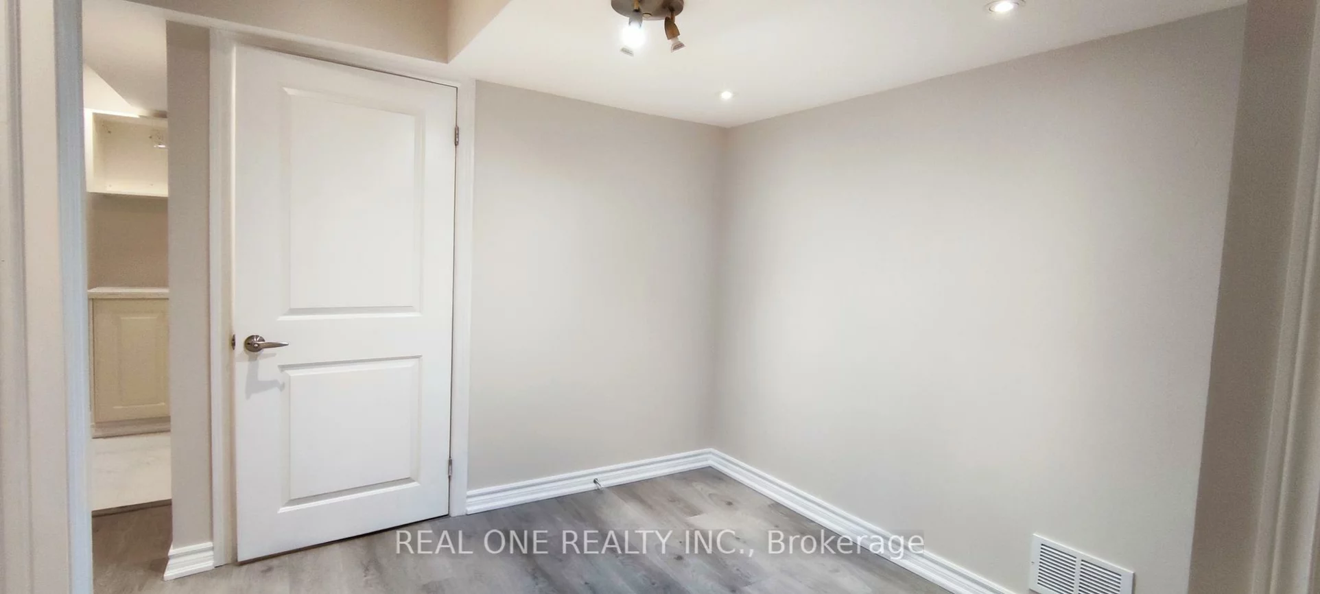 22, Cloverridge, Holland Landing, East Gwillimbury