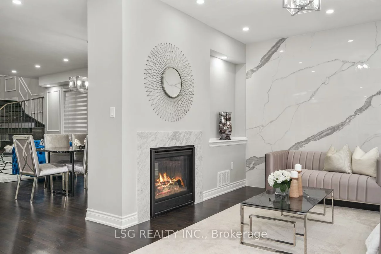 19, Tesla, Holland Landing, East Gwillimbury