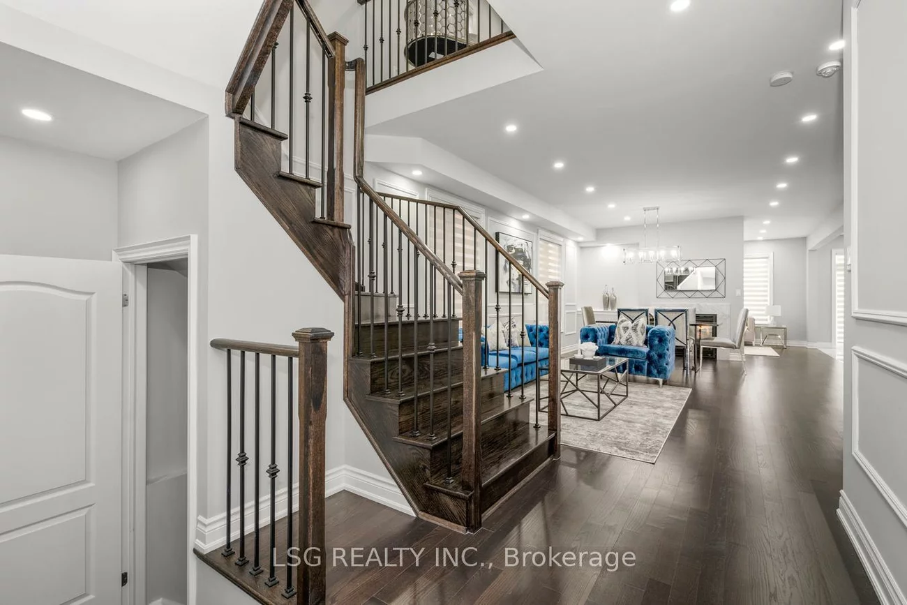 19, Tesla, Holland Landing, East Gwillimbury
