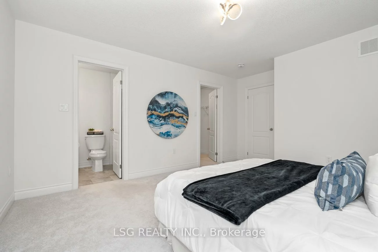 19, Tesla, Holland Landing, East Gwillimbury