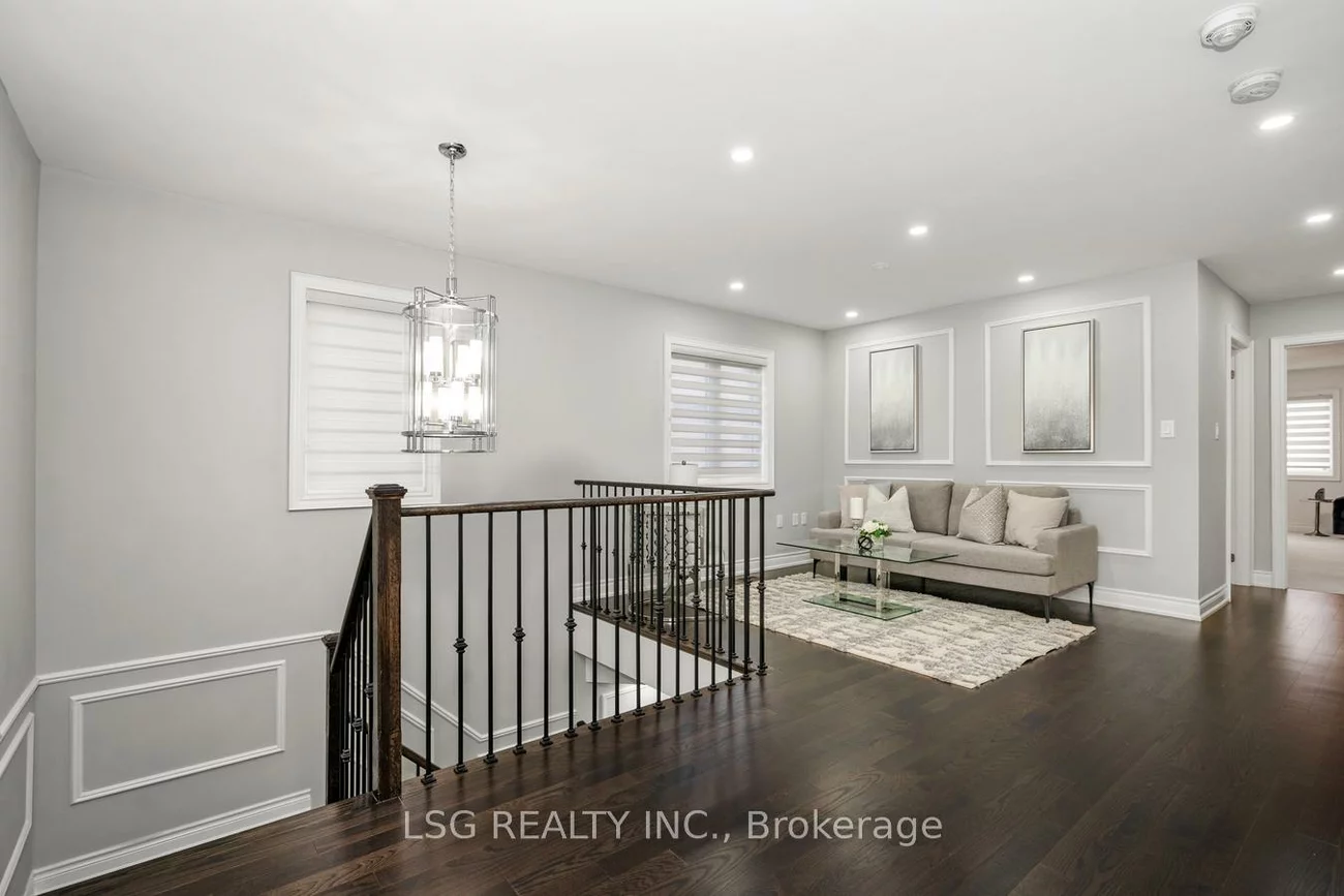 19, Tesla, Holland Landing, East Gwillimbury