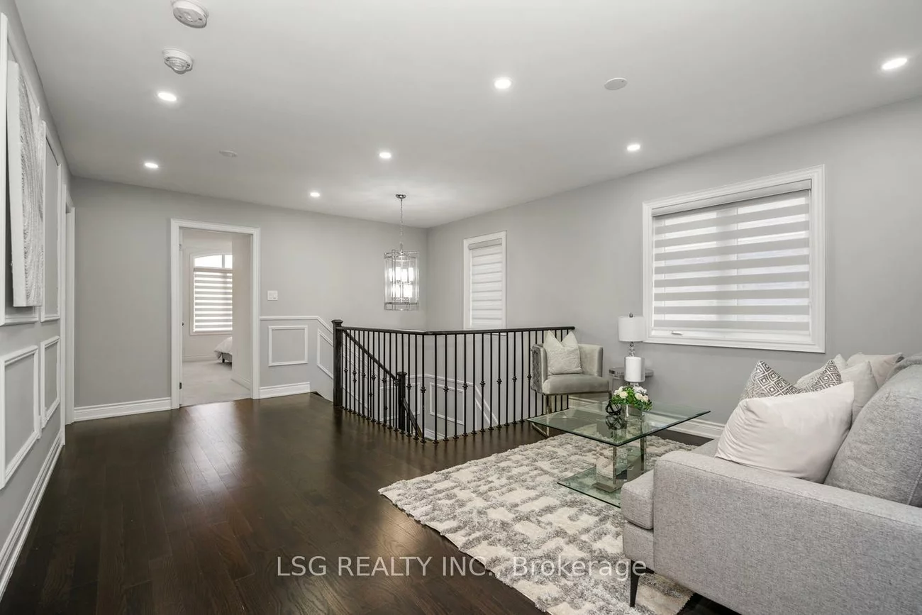 19, Tesla, Holland Landing, East Gwillimbury