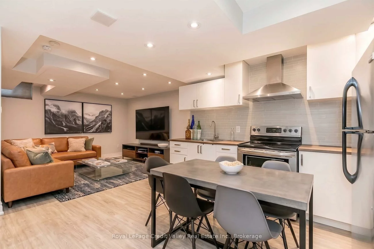 9, Old Field, Rural East Gwillimbury, East Gwillimbury