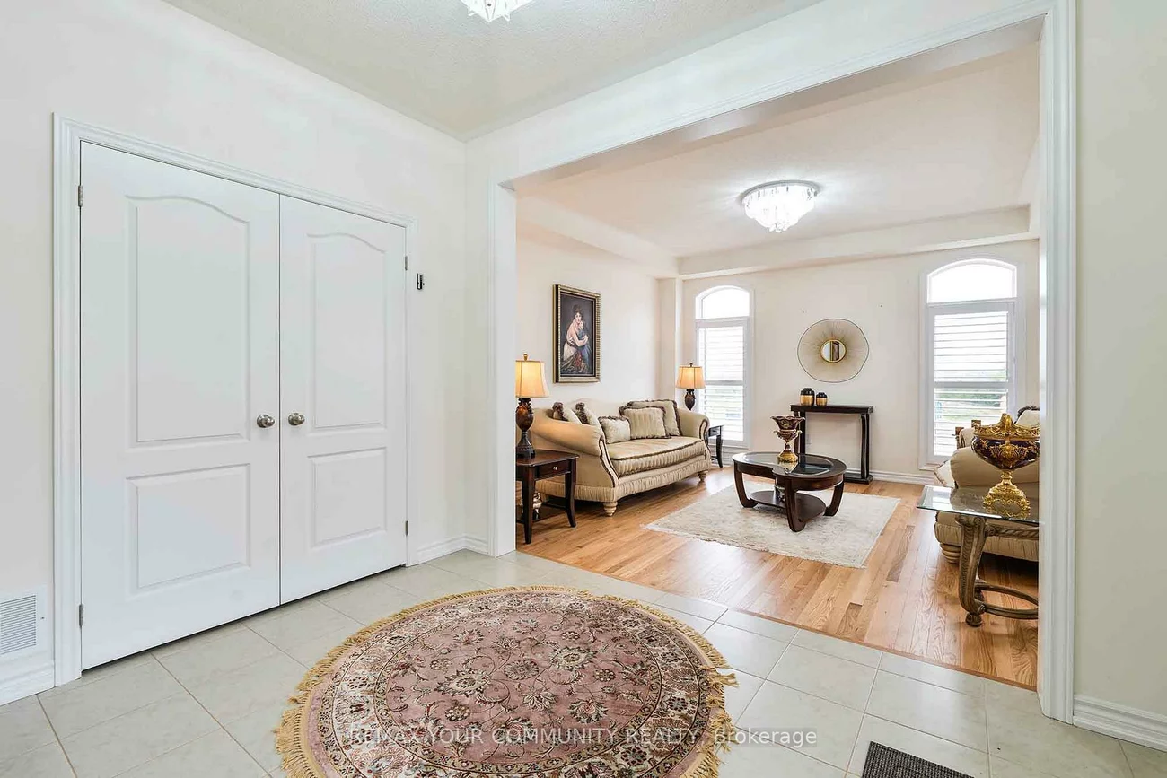 9, Cranley, Sharon, East Gwillimbury