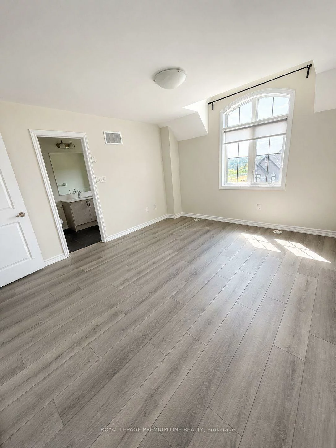 3, VERBENA, Sharon, East Gwillimbury