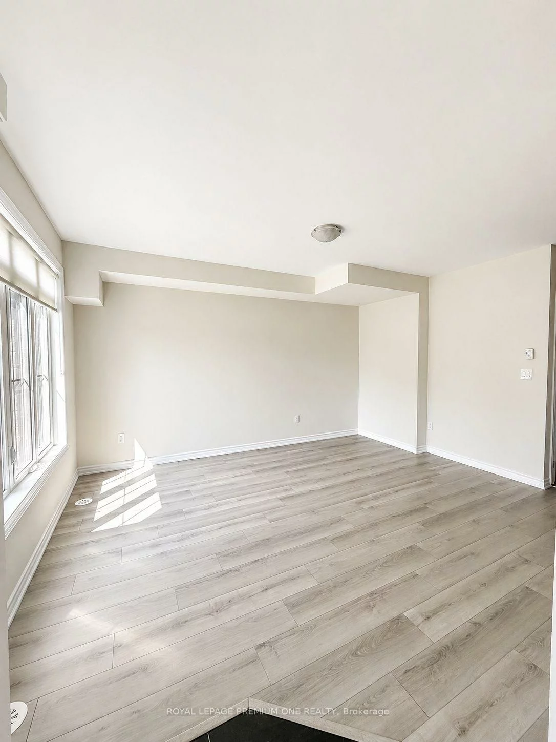 3, VERBENA, Sharon, East Gwillimbury