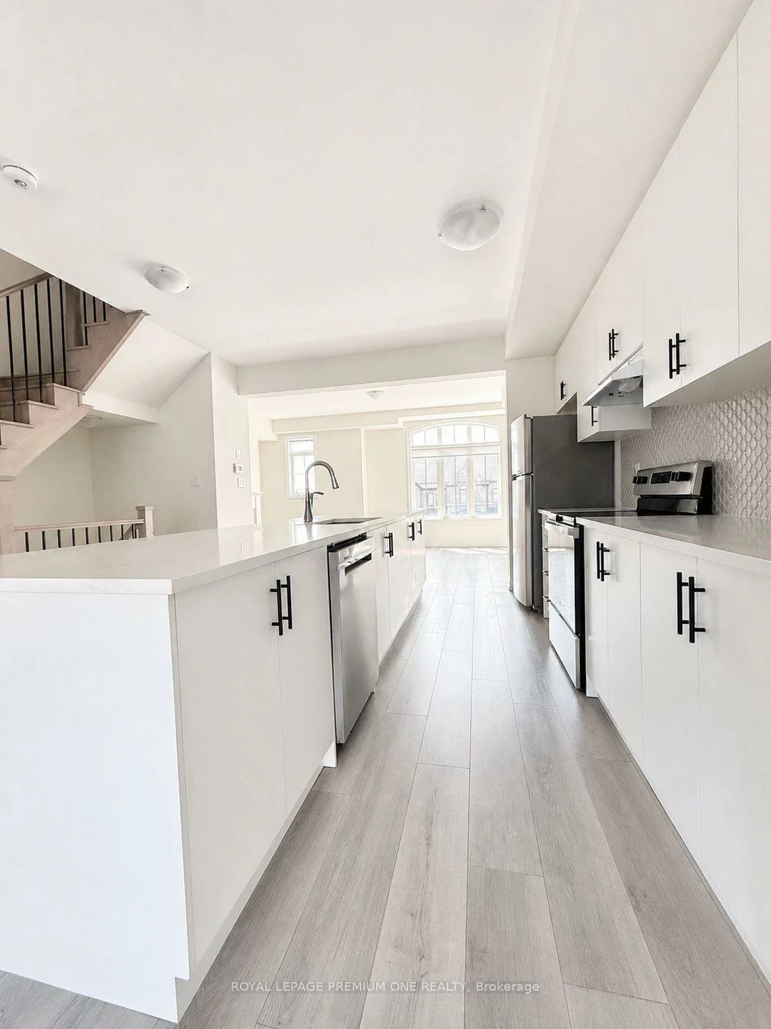3, VERBENA, Sharon, East Gwillimbury