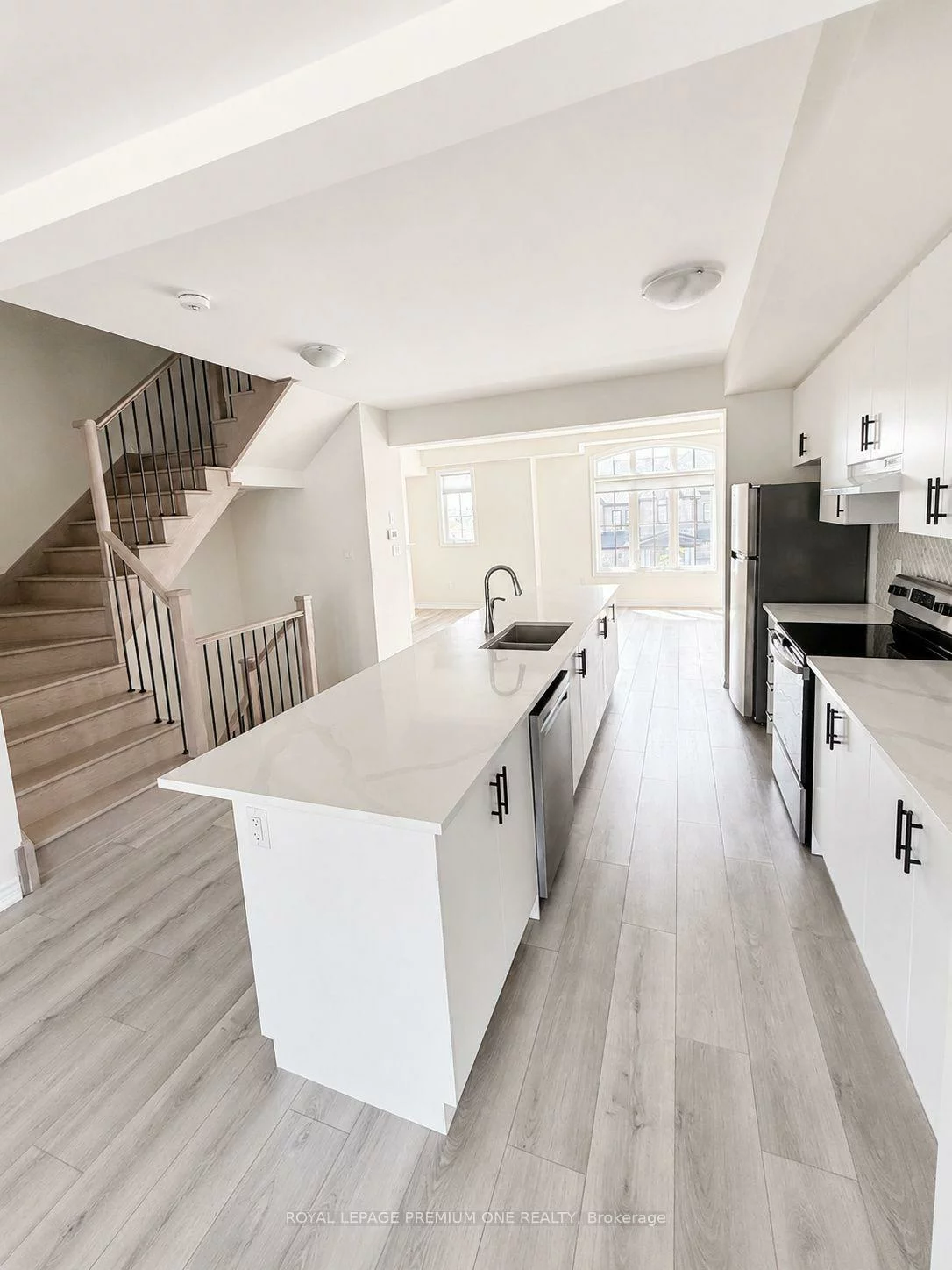 3, VERBENA, Sharon, East Gwillimbury
