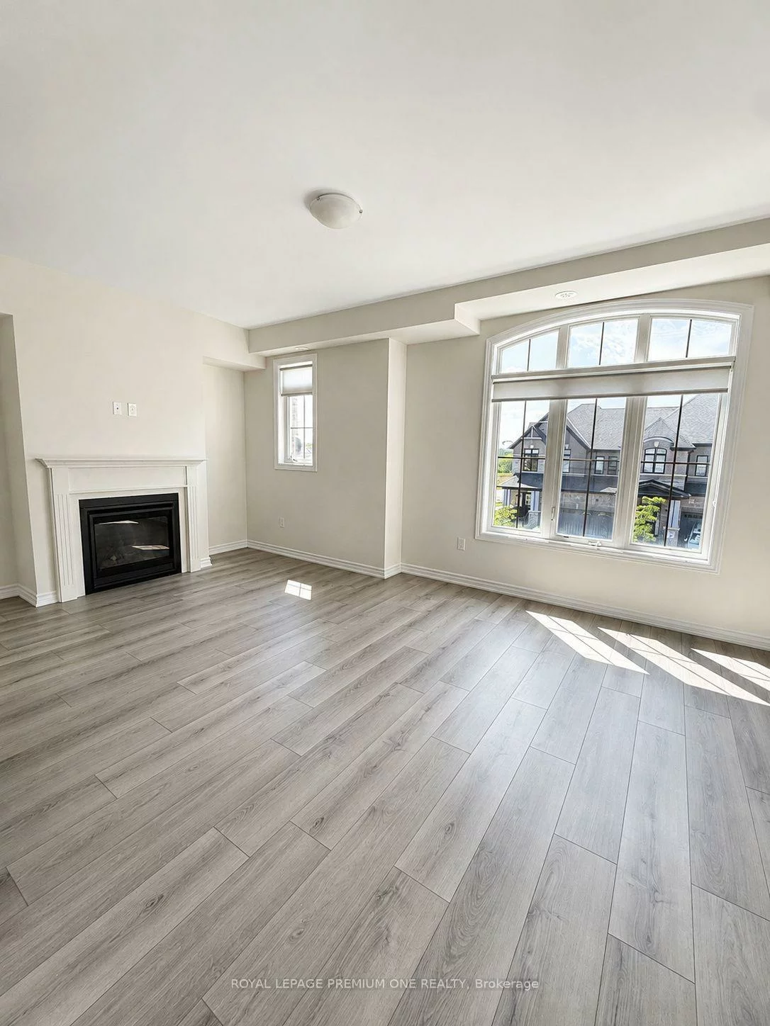 3, VERBENA, Sharon, East Gwillimbury