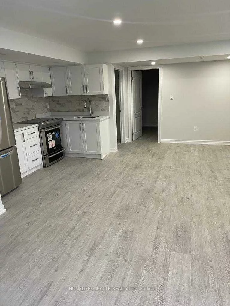 63, Deepwood (Bst), Sharon, East Gwillimbury