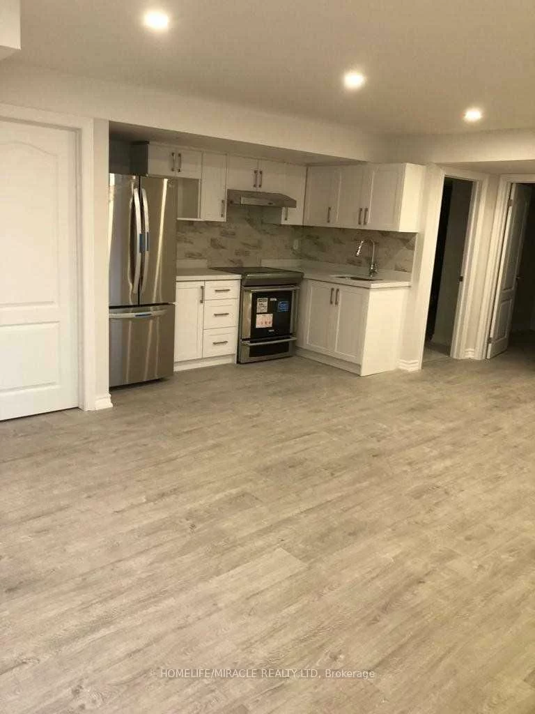 63, Deepwood (Bst), Sharon, East Gwillimbury