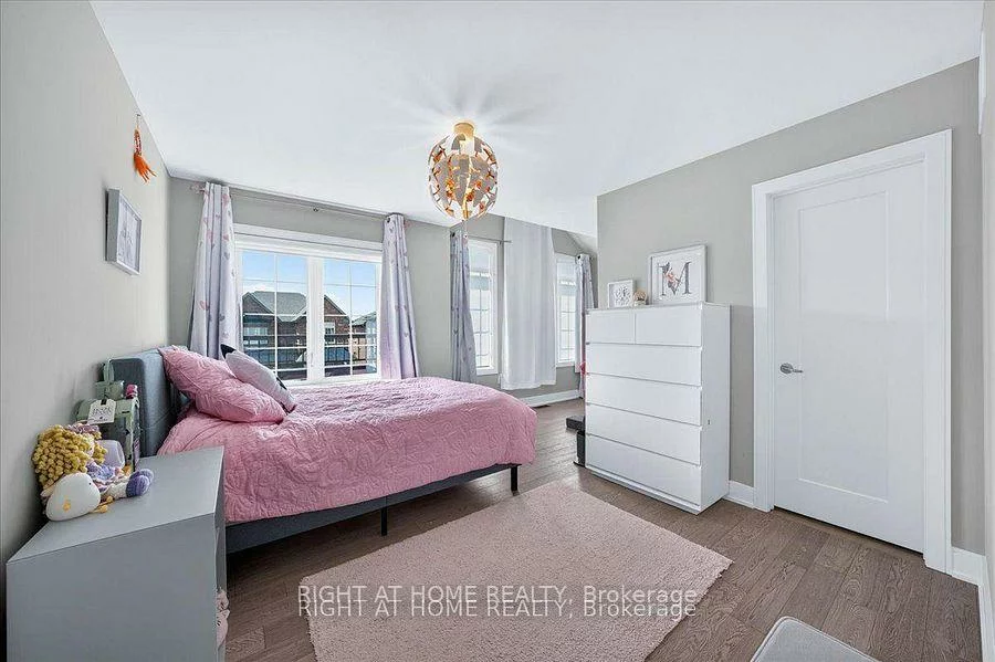 75, Watershed, Queensville, East Gwillimbury