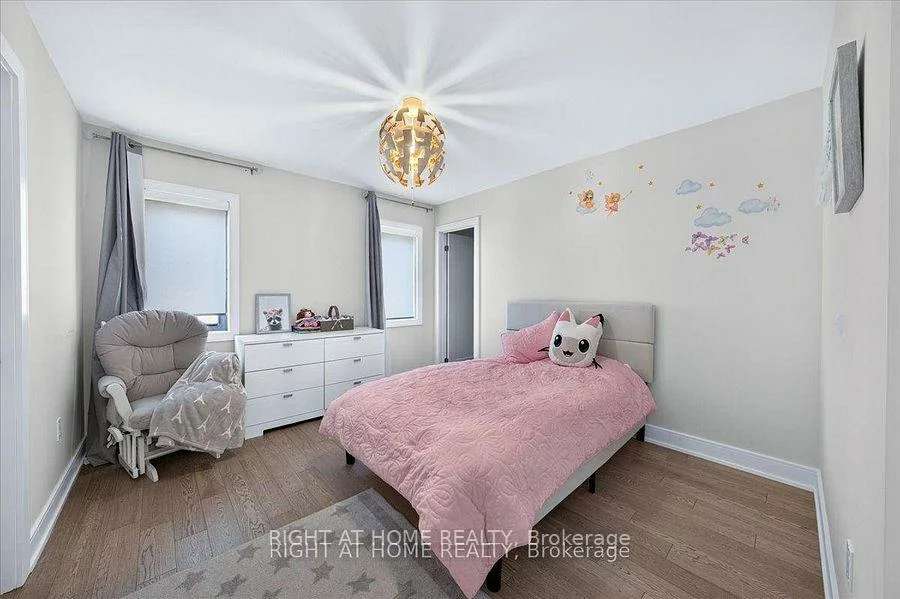 75, Watershed, Queensville, East Gwillimbury