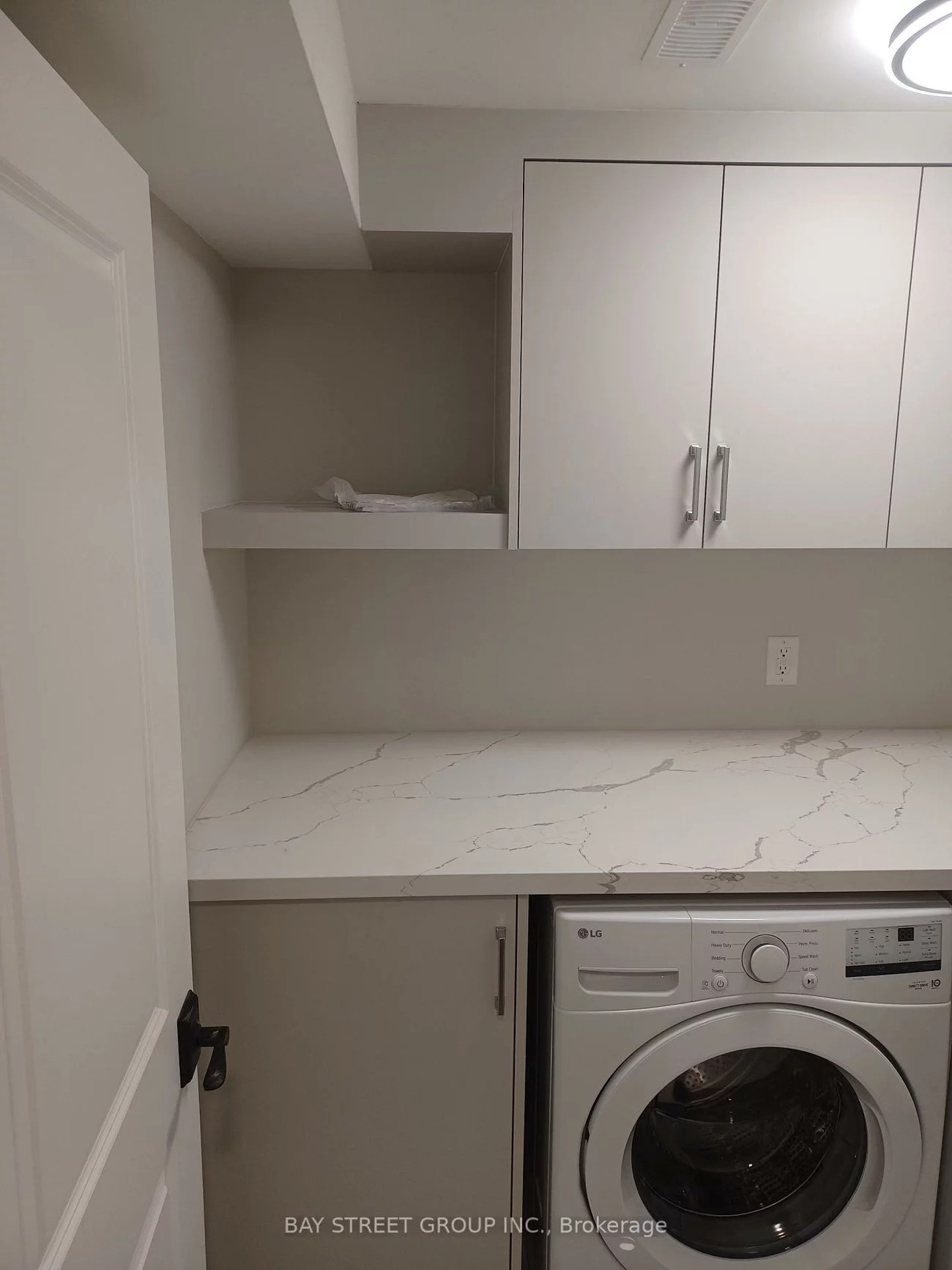 22, Deer Pass, Sharon, East Gwillimbury